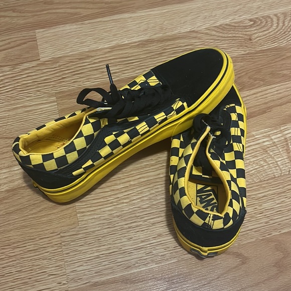 VANS checkered shoes - Picture 3 of 4